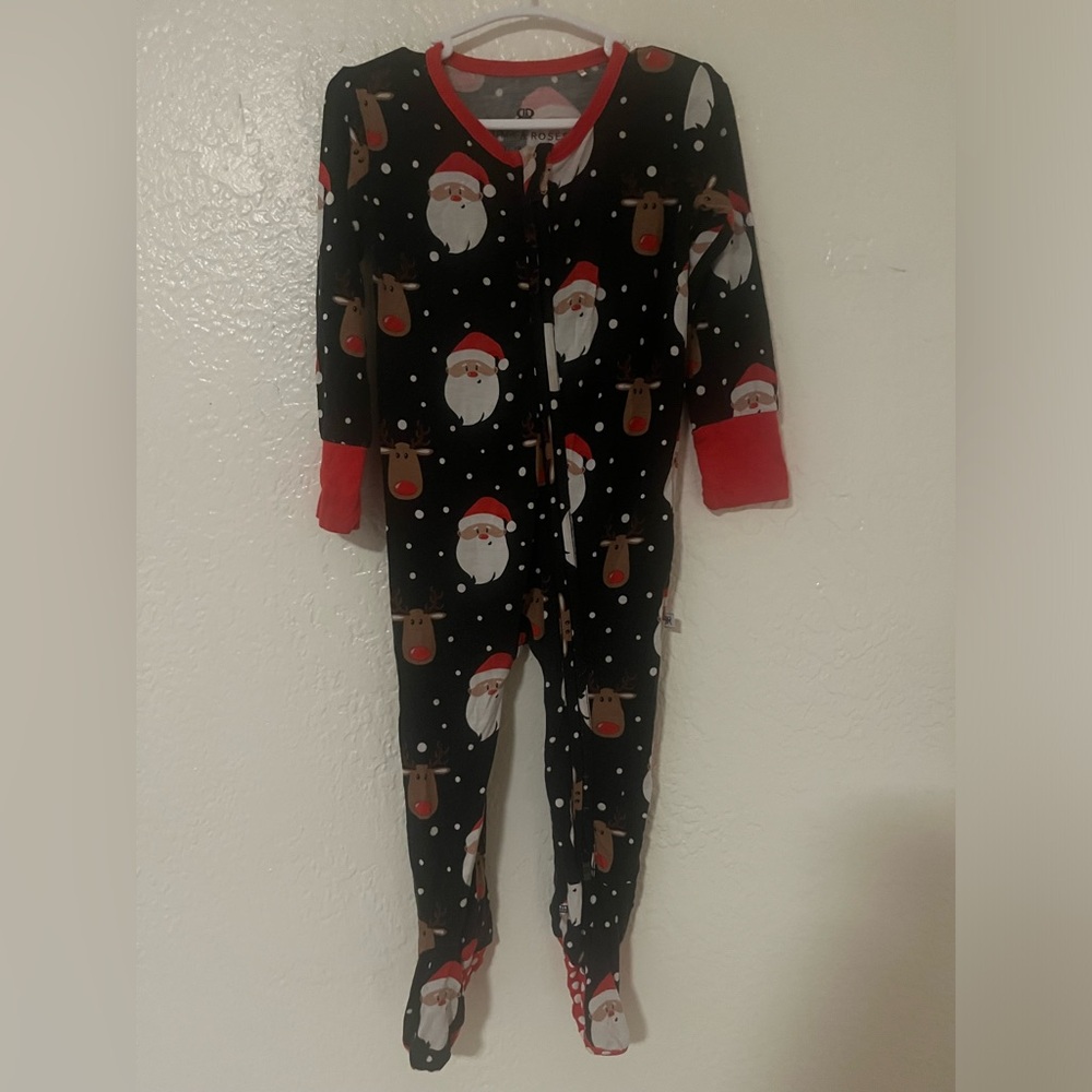 Bums and Roses bamboo Christmas footie 12-18 months